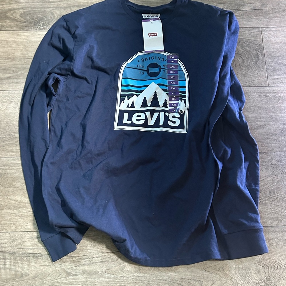 Levi's Men's Blue Graphic Long Sleeve Tee